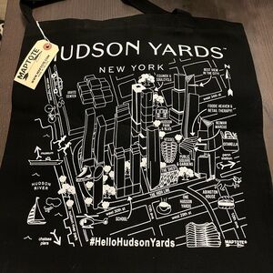 New Maptote “Hudson Yards” in black- Collectible